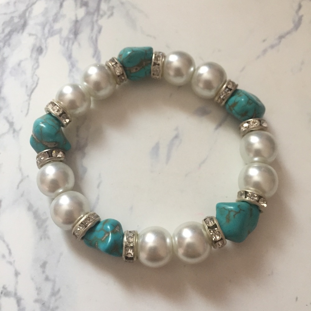 Turquoise and pearl bracelet